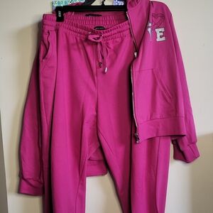 Ashley Stewart hot pink jogging set size 22/24
